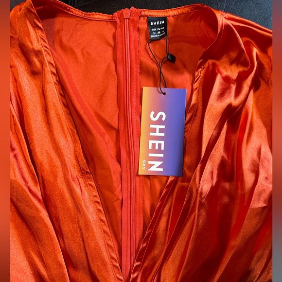 ❌SOLD❌ SHEIN ORANGE SATIN DRESS - Picture 3 of 3